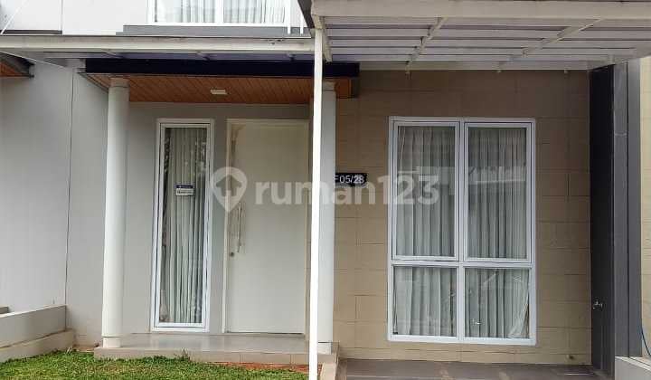 Rumah Dua Lantai di Cbd Citra Gran Siap Huni Halaman Belakang Luas Hadap Selatan