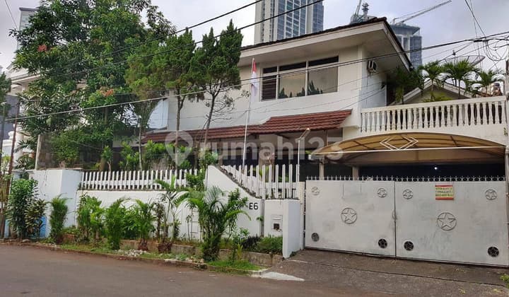 CB139 Rumah Di Simprug Dengan Sistem One Gate System Dijual