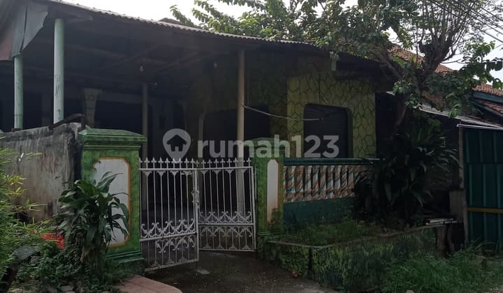 Dijual Rumah Cantik Dekat Pintu Tol Grand Wisatai Bekasi.