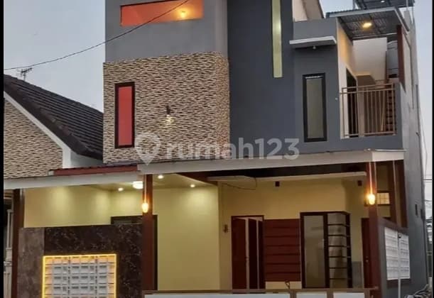Rumah 2 lantai siap huni plus furnish dekat kota malang dan batu