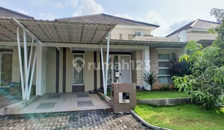 Comfortable, secure, and serene home in an elite cluster in West Semarang.
