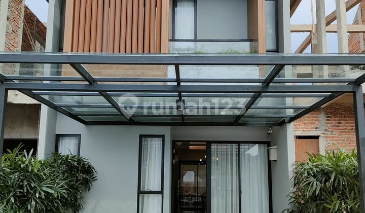 RUMAH PRIVAT CLUSTER MEWAH DI CENGKARENG JAKARTA BARAT,
