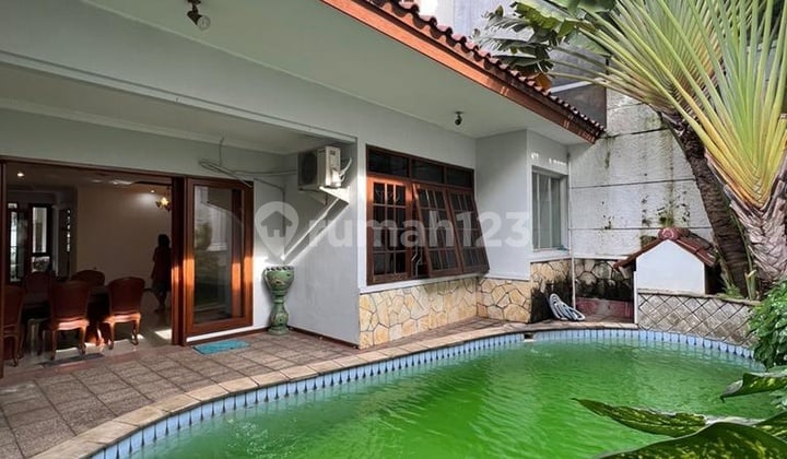 DIJUAL RUMAH di Jl KENCANA INDAH, PONDOK INDAH, JAKSEL