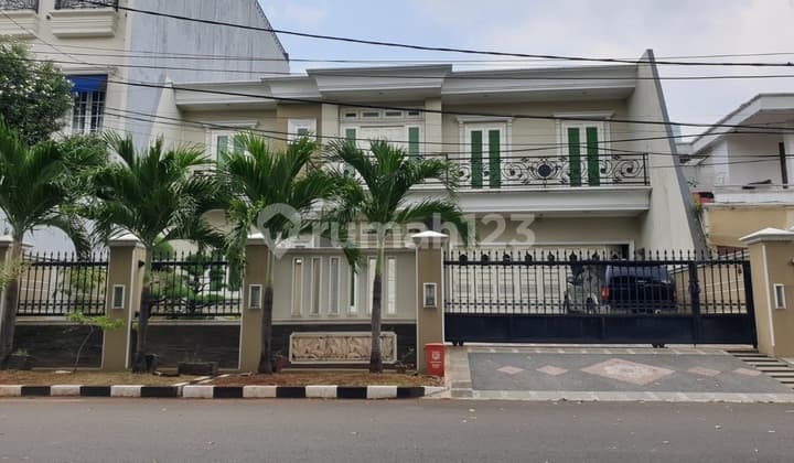 Rumah Cantik Siap Huni Pulomas