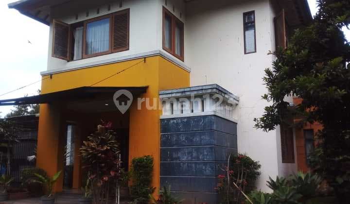 Rumah Mewah di Pondok Hijau Indah