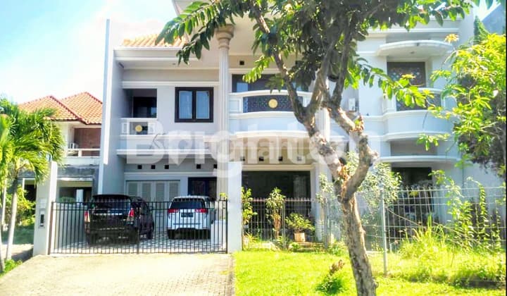 Rumah Mewah Graha Famili Blok A, Surabaya Barat