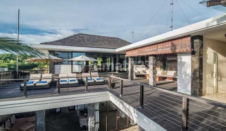 Fantastic Cliff Edge Ocean View Villa Kutuh Kuta Selatan