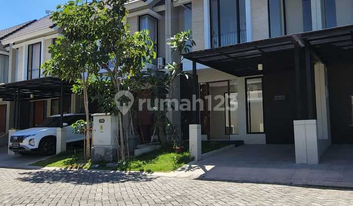 Rumah 2 Lantai Northwest Hill Siap Huni, Citraland di Surabaya