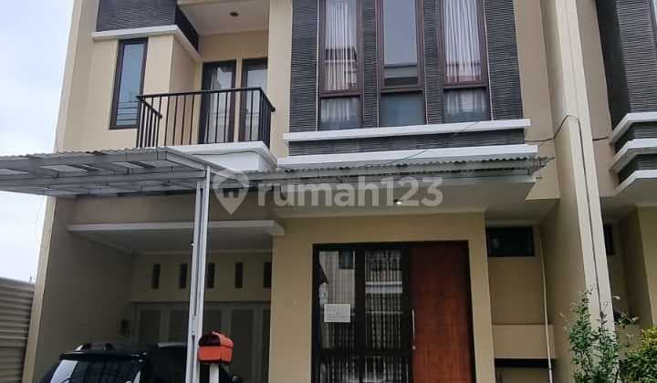 Dijual Rumah lux siap huni Jl Setraduta Bandung