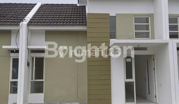 New House with Freehold Certificate in Surya Breeze, Sidoarjo