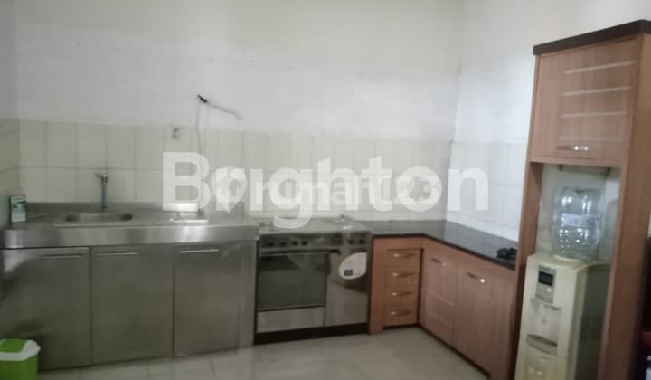 Rumah di Semaramg Barat