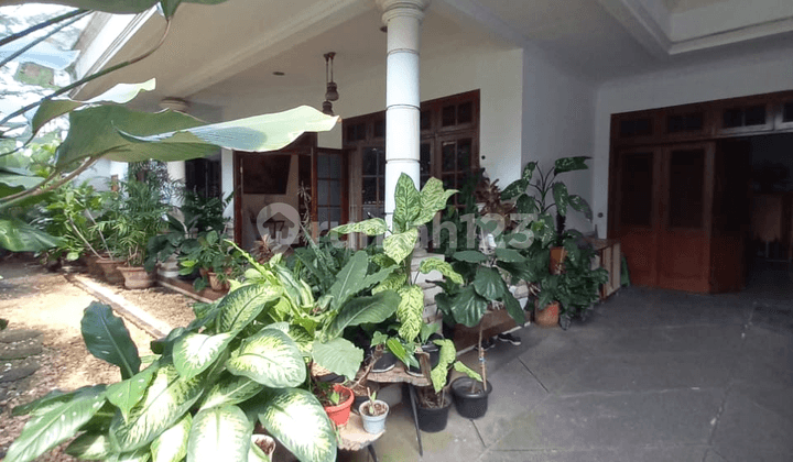 Old House Area Dharmawangsa Kebayoran Baru, Strategic Location