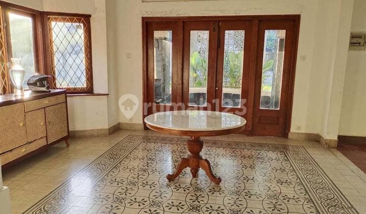 KAN RUMAH STRATGIS LOKASI EKSKLUSIF