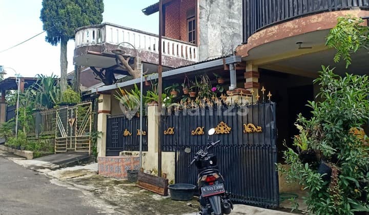 BEAUTIFUL AND NICE HOUSE READY TO LIVE MODERN MINIMALIST AFFORDABLE PRICE