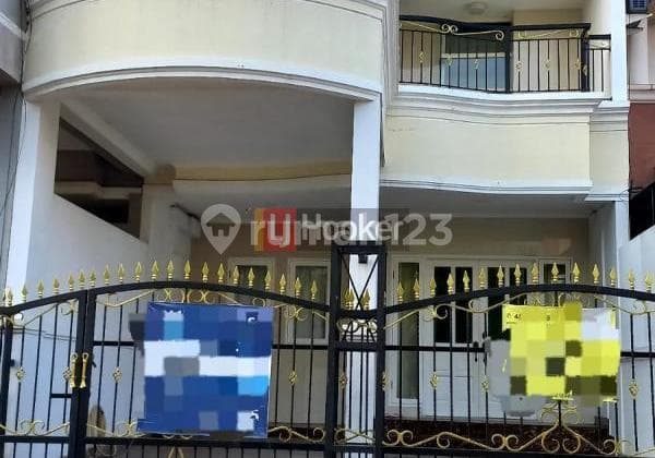 NICE HOUSE IN GADING NIRWANA AREA KELAPA GADING NORTH JAKARTA