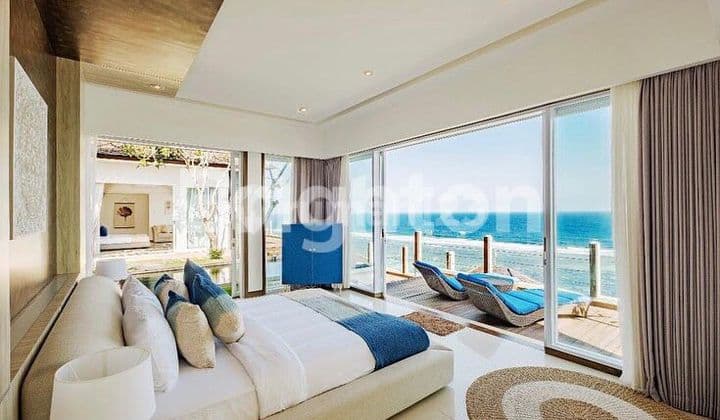 LUXURY VILLA 1 MENIT KE PANTAI VIEW LAUT DI NUSA DUA