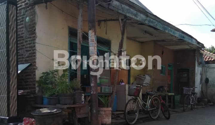 Old Model House, Medium Honeycomb, East Surabaya