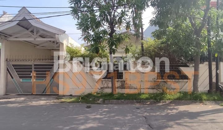 RUMAH BABATAN PANTAI STRATEGIS DEKAT RAYA KENJERAN