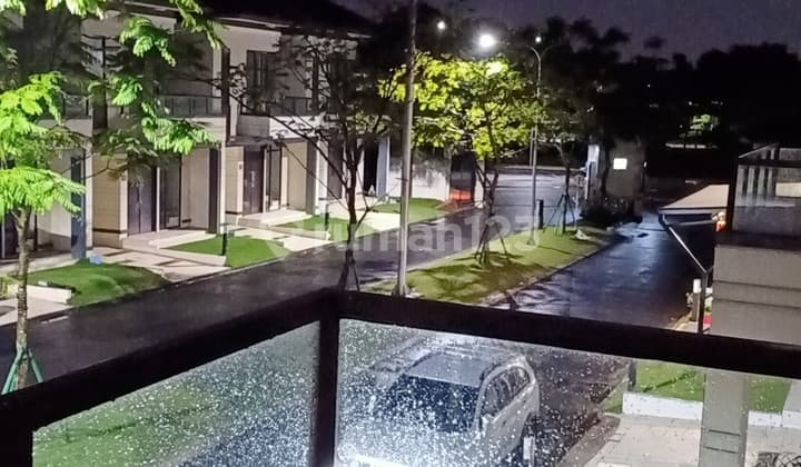 Rumah Kaca 2 lantai siap huni