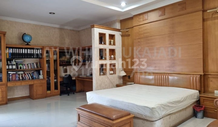 Rumah Semi Furnished di Sukamulya Indah