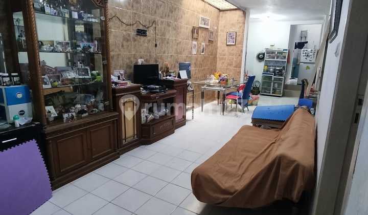 Rumah di Petojo jakarta Pusat