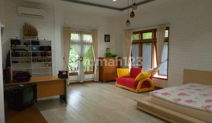 Runah Cantik Luas Di Belakang#kemang #mampang #njop.kompleks Terbuka Nempel Kemang