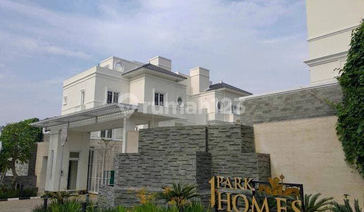 Rumah Mewah.lokasi Strategis.dekat Mall Gandaria City