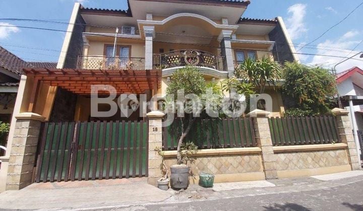 RUMAH SIAP HUNI 2 LANTAI , DEKAT LUWES GENTAN