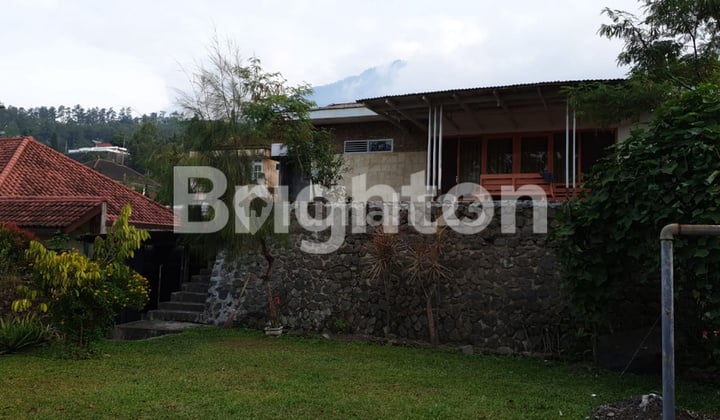 RUMAH 1 LT NYAMAN LOKASI DI JL TAMAN WISATA TRETES PASURUAN