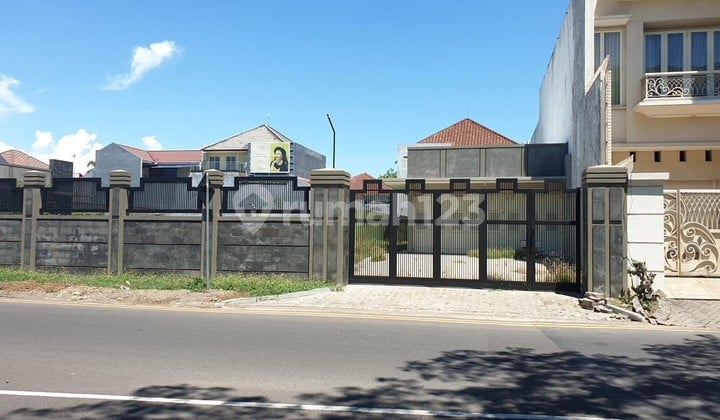 DEPAN PATUNG MERLION CITRALAND VIEW DANAU, VILA TAMAN TELAGA