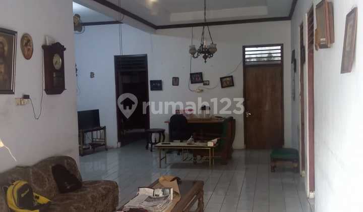 Dijual Rumah Dekat Arion Plaza Rawamangun