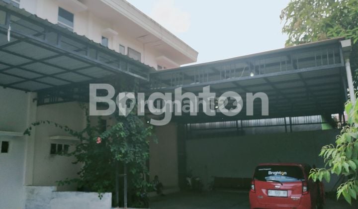 RUMAH MEWAH FULL FURNISHED DI PUSAT KOTA