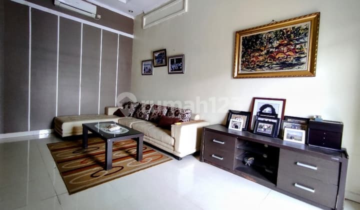 Rumah 2 Lantai Bagus Dan Terawat Di Sayap Terusan Buah Batu