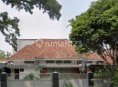 RUMAH TUA AREA MENTENG RUMAH TUA AREA MENTENG