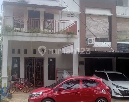Rumah Hoek Di dlm Town House Cimanggis