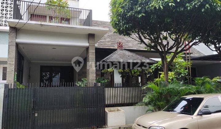 Rumah Cantik Siap Huni di Kemang Pratama (UM)