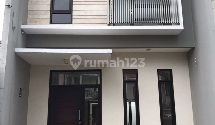 Rumah Baru Minimalis Cipta Graha, Pasteur Dekat Kampus