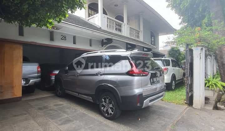 Rumah Bagus Di Jl Damai Raya, Petukangan, Jakarta Selatan