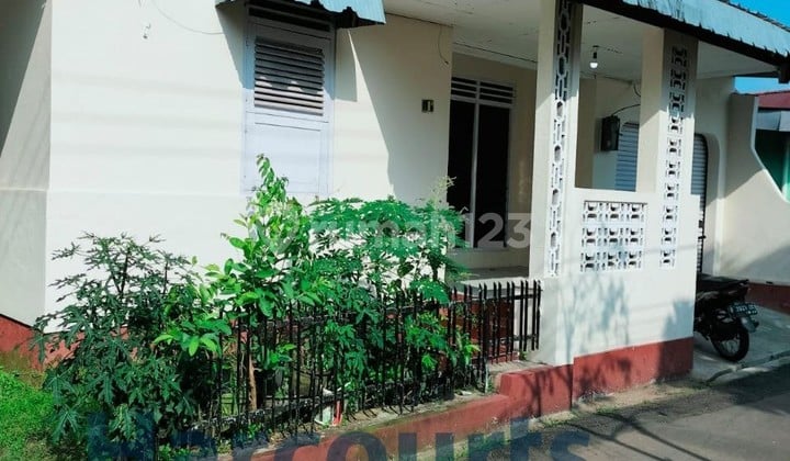 Affordable Sale: West-Facing House in East Purwokerto, Central Java