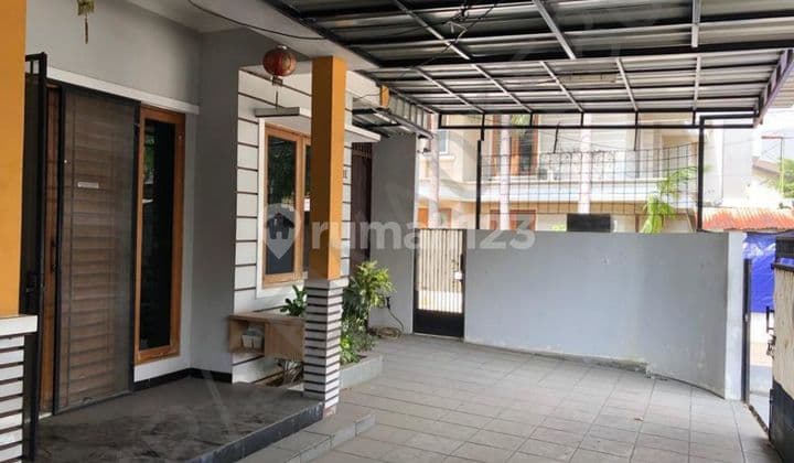 RUMAH 2 LANTAI SIAP HUNI SEMI FURNISH DI GREEN VILLE