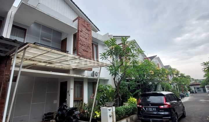 Joglo Townhouse Kembangan Prime Location