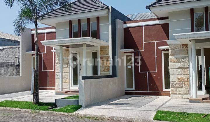 Rumah baru siap huni harga promo murah lokasi NOL jalan