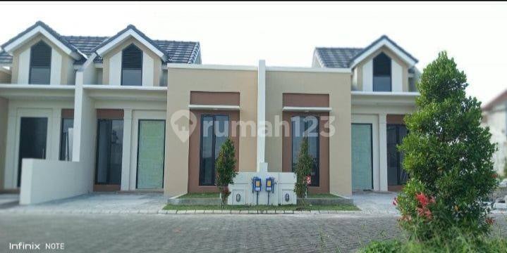 Rumah Baru Akses Jalan Lebar Posisi Nol Jalan Raya