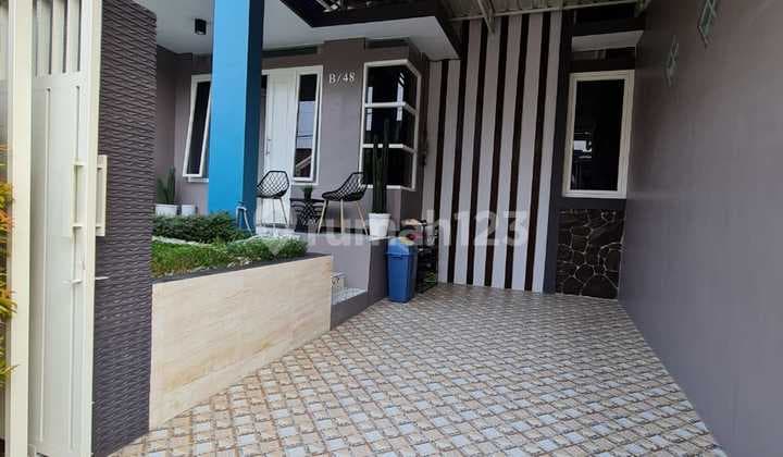 Rumah Minimalis Modern Bagus Siap Huni Akses Jln Lebar 8m