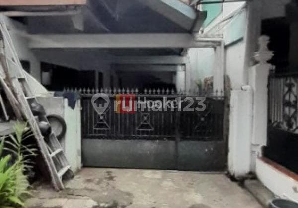 Rumah Digelong Tomang Jakarta Barat 197 M2 Selangkah Centrak Park