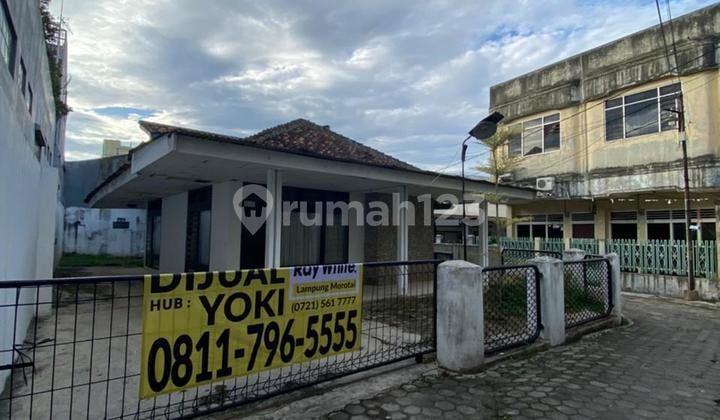 Rumah komersil di pusat kota jalan Raden Intan