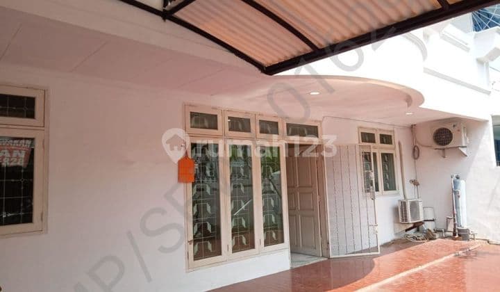 RUMAH 2 LANTAI SIAP HUNI DI PLUIT