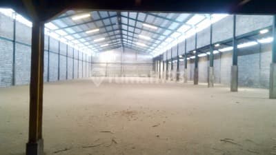 Gudang di Margomulyo Surimulya Jalan Kembar Utama. Lokasi Dekat TOL Margomulyo Surabaya