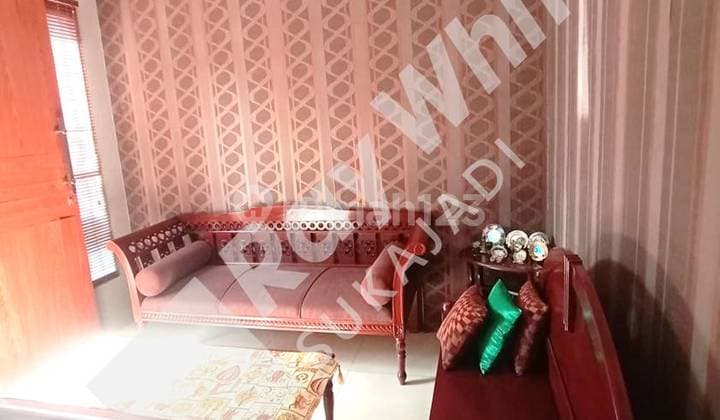 Rumah Asri Bernuansa Villa di Mainroad Sayap Cikutra