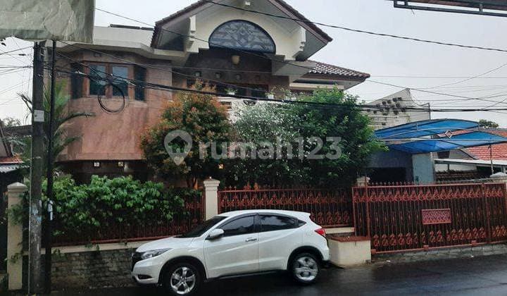 Rumah Mewah Full Furnished Kemanggisan 200 Meter Dari Binus